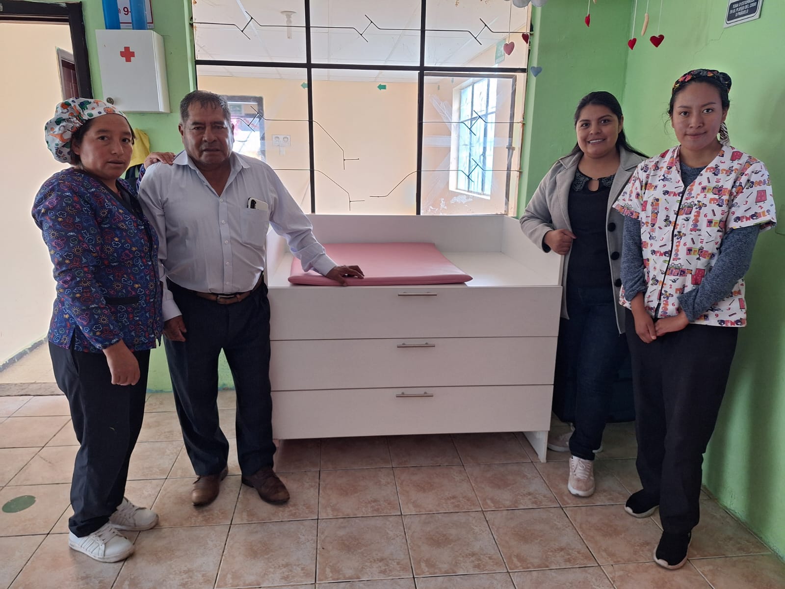 ENTREGA DE CAMBIADORES DE PAÑAL PARA BEBÉS EN CENTROS DE DESARROLLO INFANTIL DE PICAIHUA